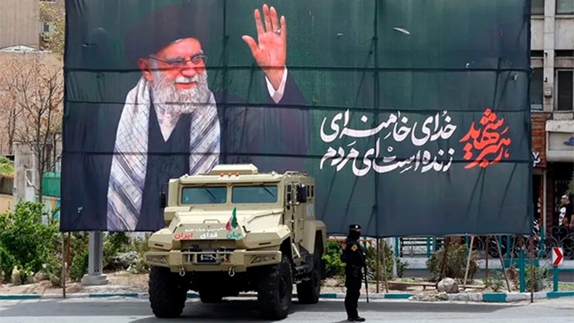 Las palabras de Zolfaqari se producen horas después de que Trump amenazase a Teherán con con golpes de "extrema dureza".