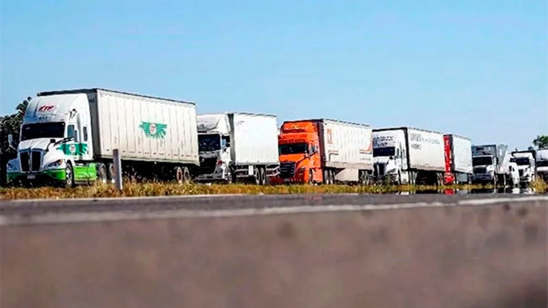 Campesinos y transportistas dan ultimátum de 3 días al Gobierno; advierten bloqueos el 6 de abril