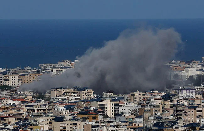 Esfuerzos por alcanzar un alto el fuego entre EU e Irán están en ‘punto muerto’: WSJ