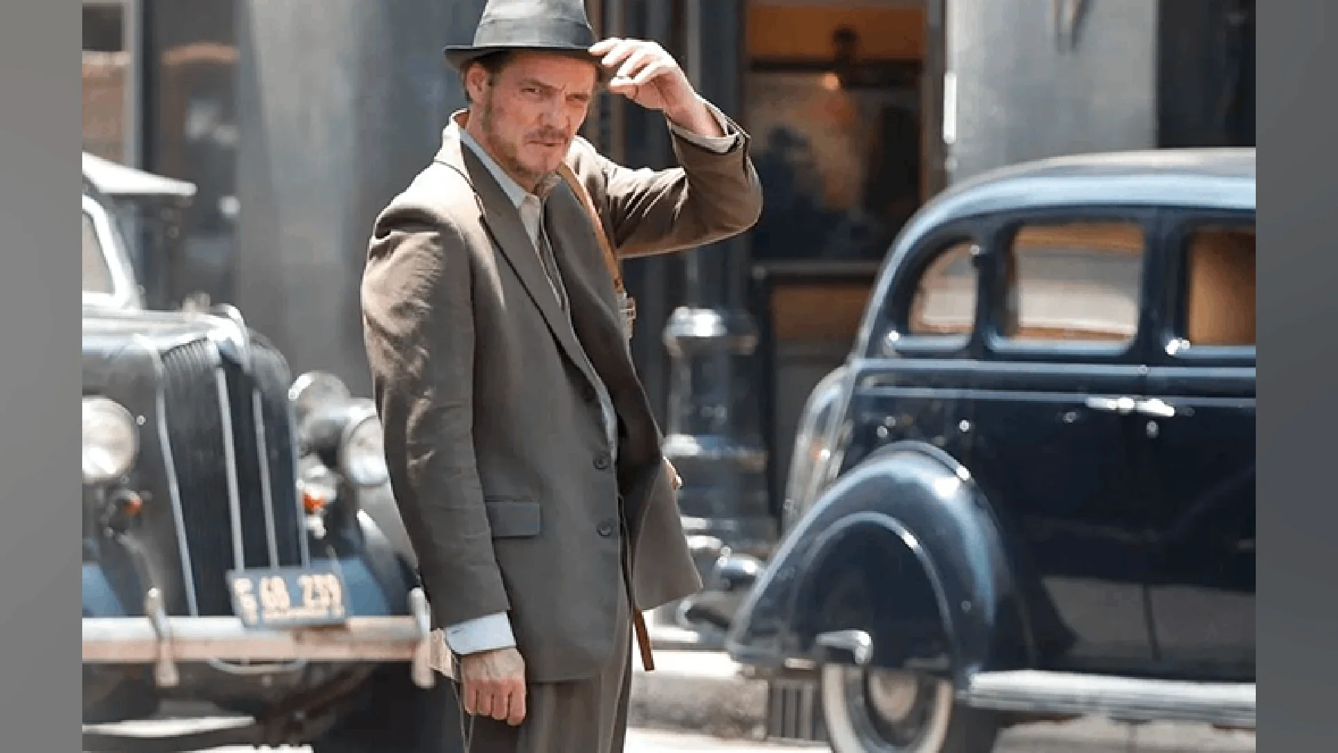 Pedro Pascal transforma la CDMX en Hollywood de los años 30
