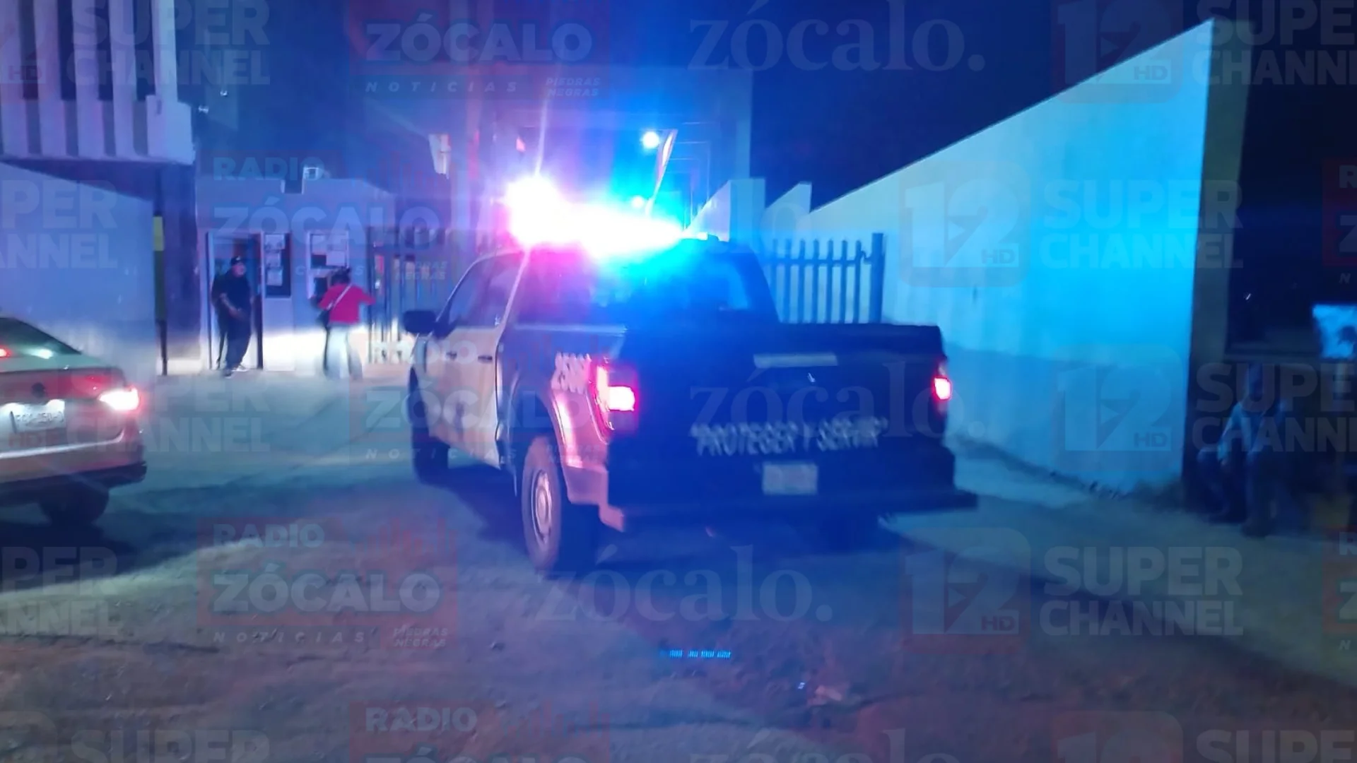 Accidente en motocicleta deja a mujer con fractura