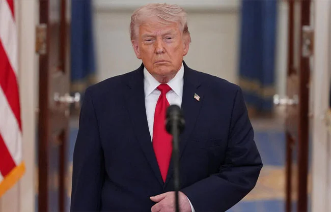 Llama Trump a Irán a alcanzar acuerdo o abrir estrecho de Ormuz: ‘Quedan 48 hrs para que se desate el infierno