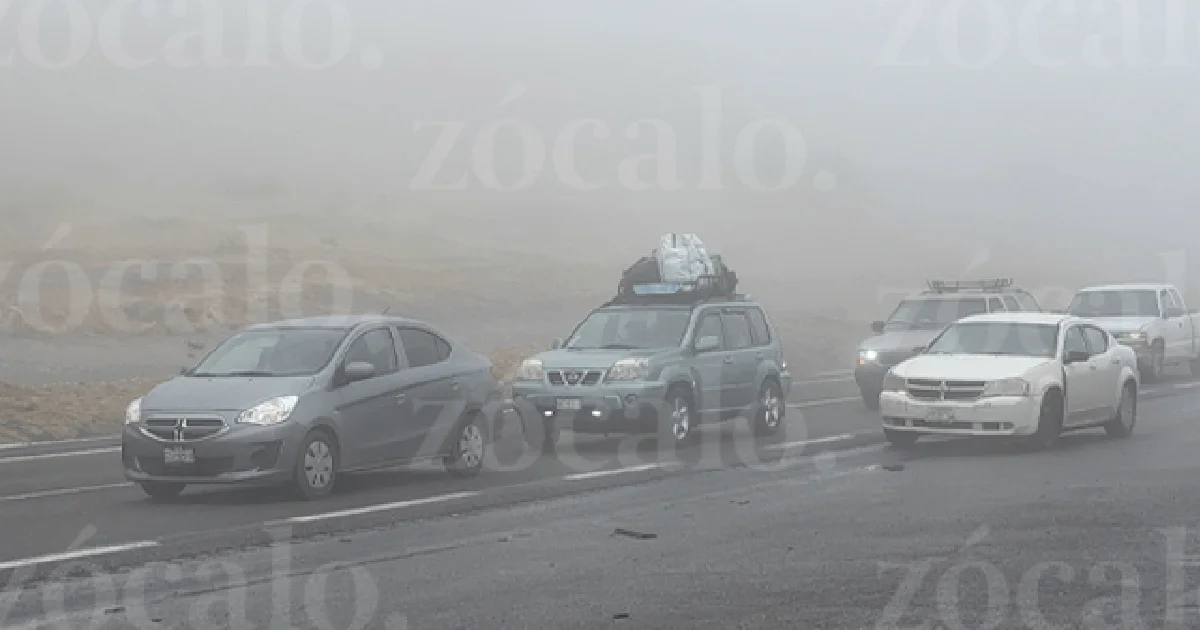 Atorón vial en Los Chorros; filas kilométricas por mal clima, choques y retorno de vacacionistas