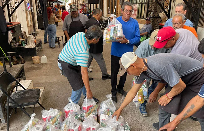 Respaldan a boleros del Mercado Zaragoza