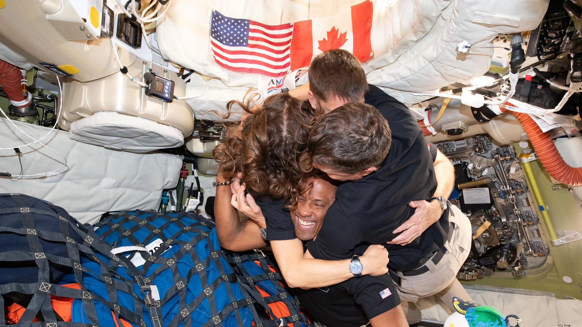 La jornada también prevé una maniobra de corrección en la trayectoria de retorno