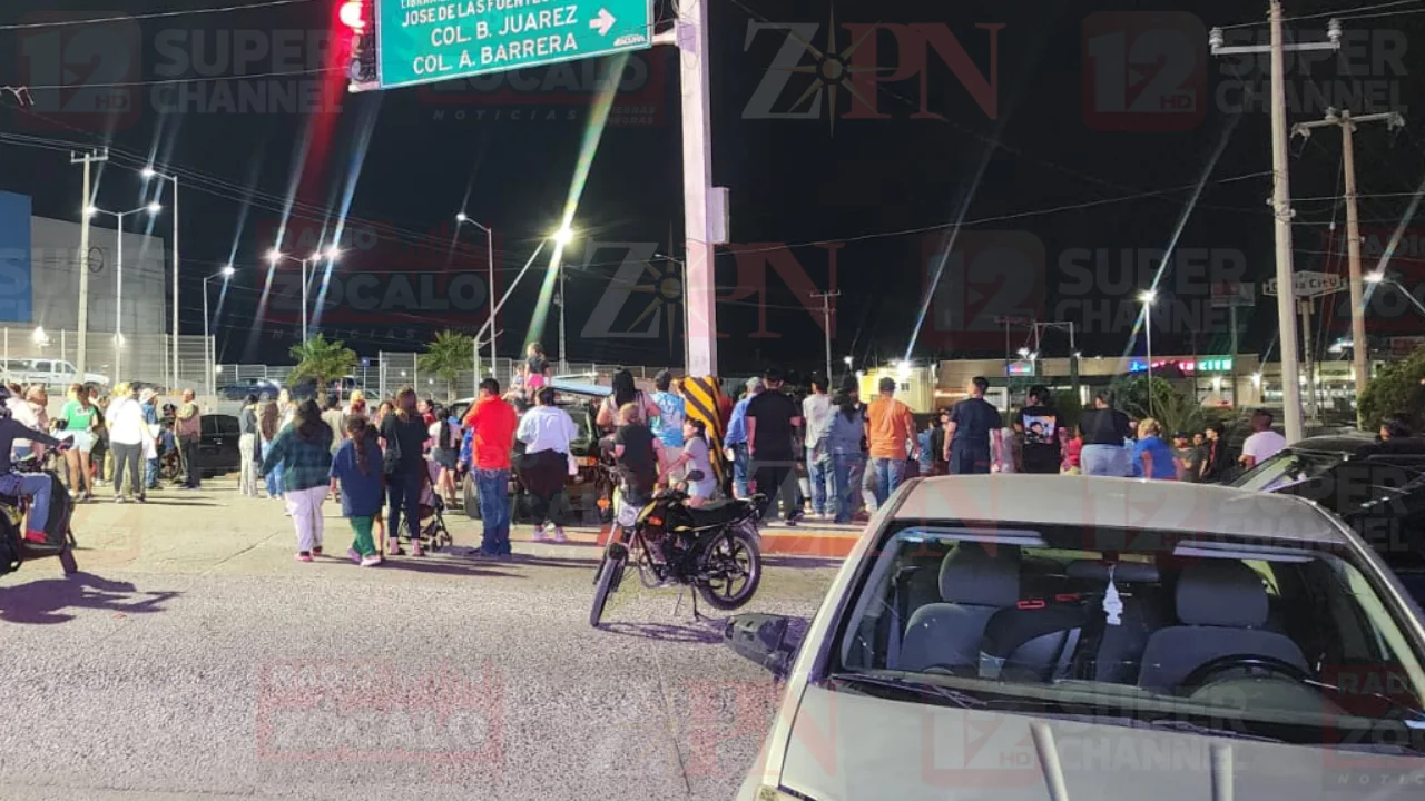 Dialogan autoridades con familiares de niño afectado para buscar solución a demandas.
José Santos Soto