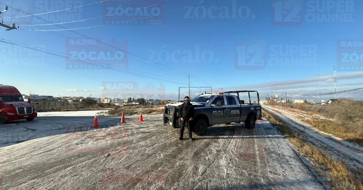 Autoridades suspenden circulación en carreteras por clima extremo