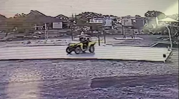 Jóvenes causan daños en el parque VFW