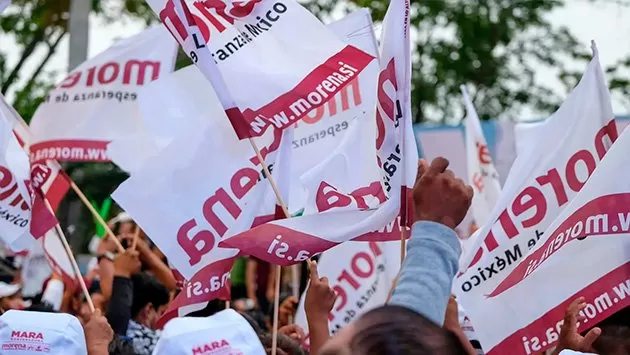 AMLO recomienda a adversarios revisar estrategia: â€˜les afecta su clasismo y racismoâ€™