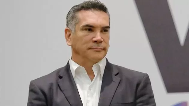 No dejo la dirigencia, responde â€˜Alitoâ€™ Moreno a priistas