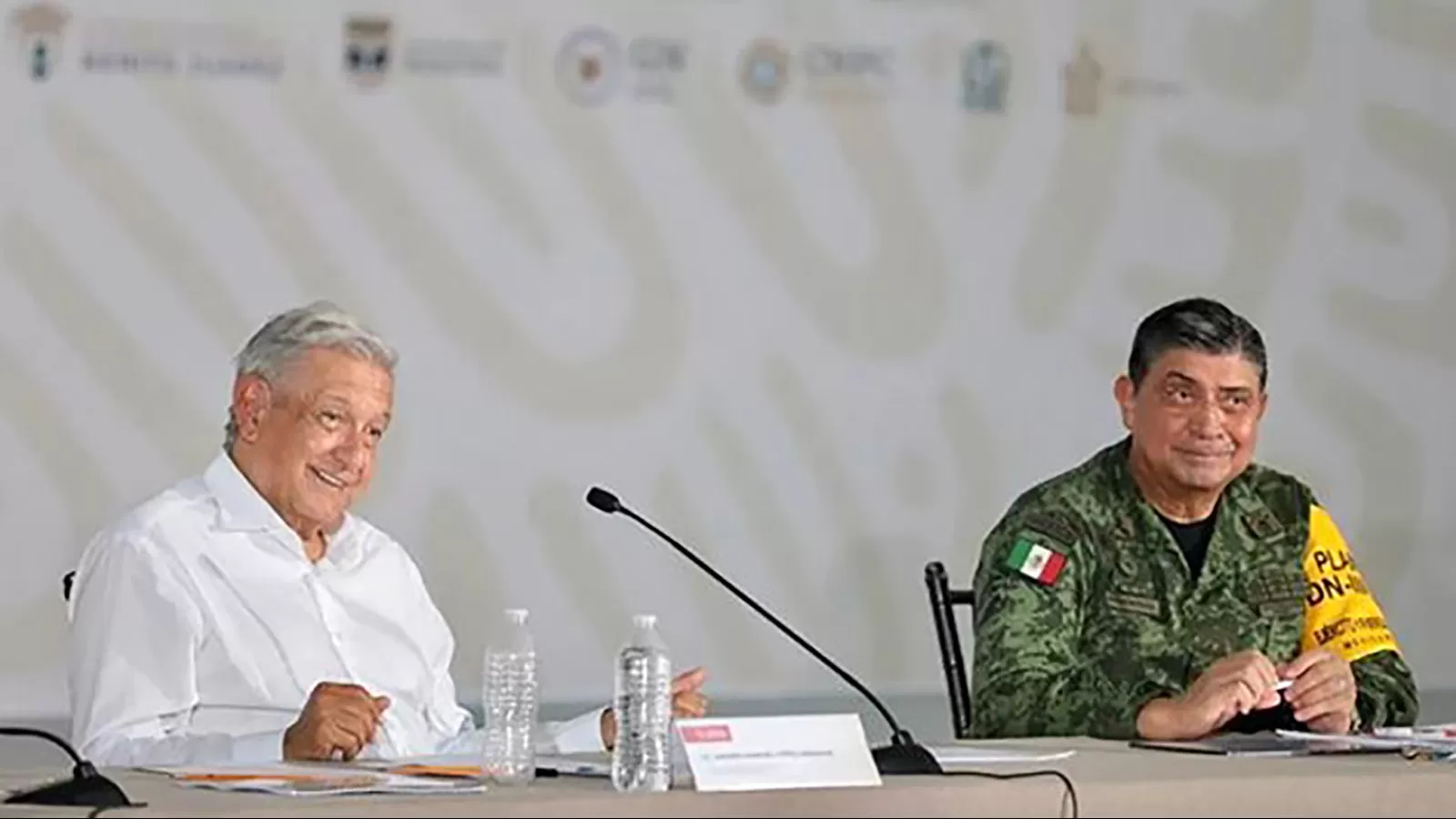 El presidente AndrÃ©s Manuel LÃ³pez Obrador adelantÃ³ que dentro del plan de apoyo para damnificados por el huracÃ¡n Agatha