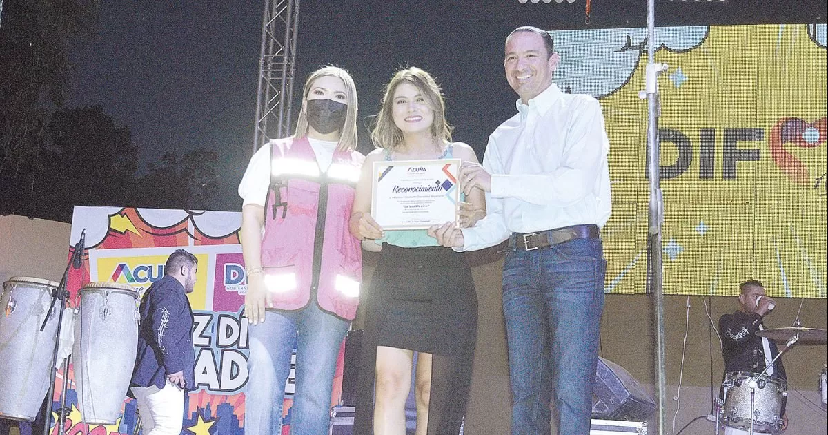 Da a conocer los pormenores de su participaciÃ³n y tema con el cual fue seleccionada para formar parte del equipo de la exacadÃ©mica