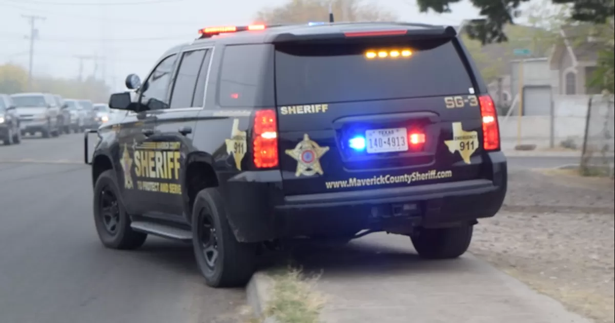 Arrestan a joven por agredir a su padre y a su madrastra en EP