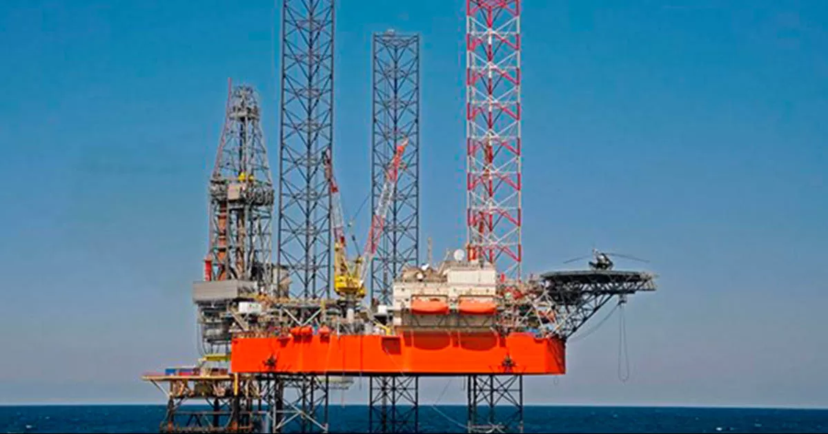 Ataque de Ucrania contra plataformas petroleras rusas en el Mar Negro deja siete desaparecidos