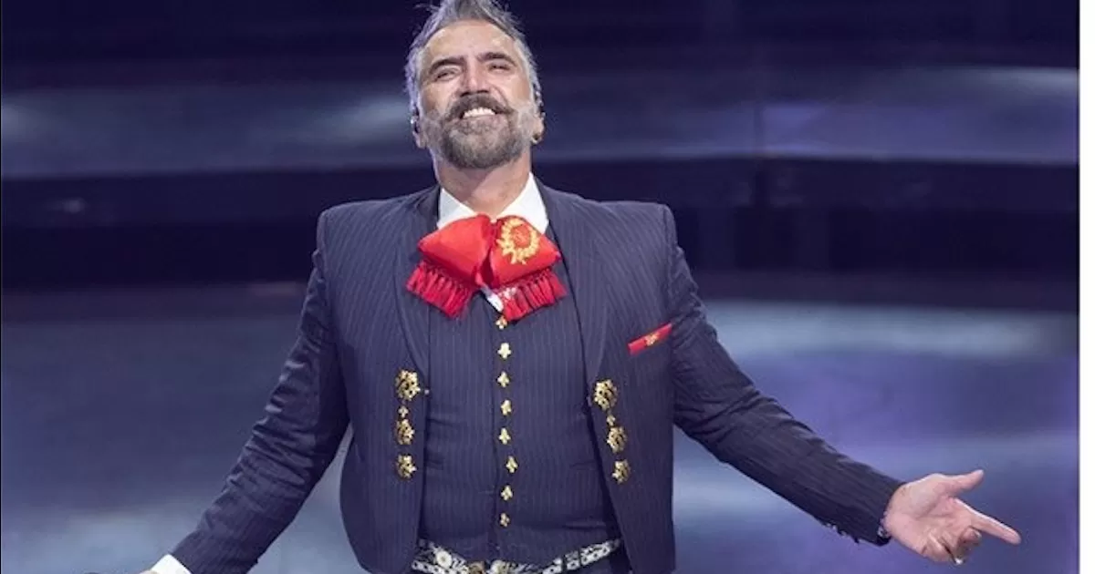 Sigue pleito entre Potrillo e imitador