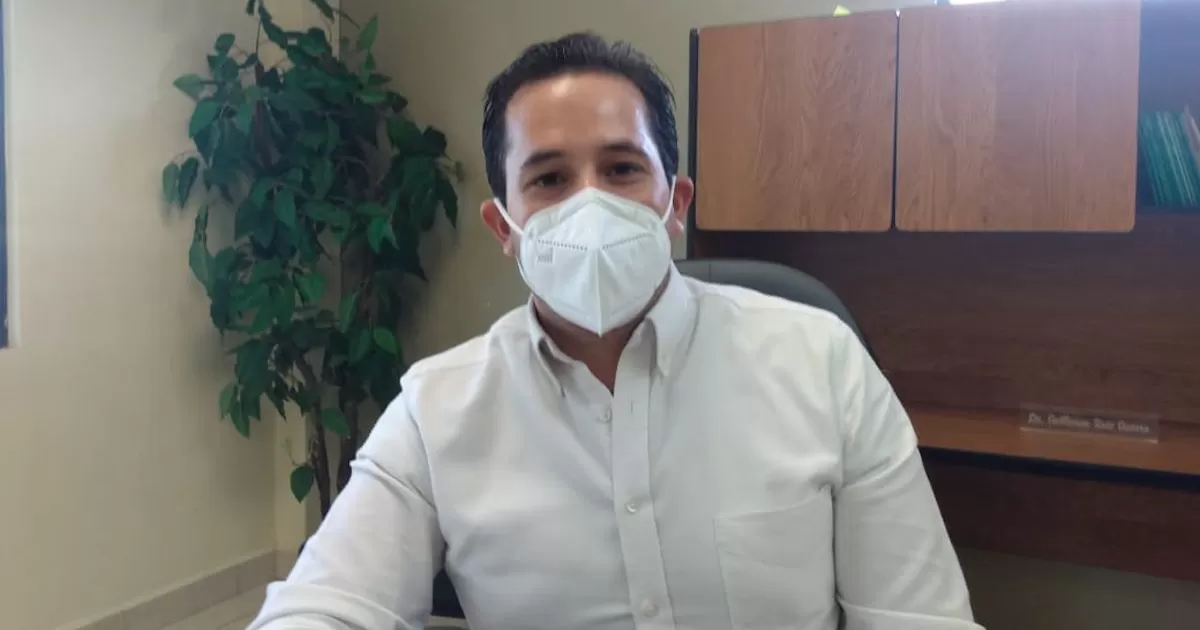 Alcaldesa supervisa obra de reposición de subcolector y tubería en la colonia ISSSTE