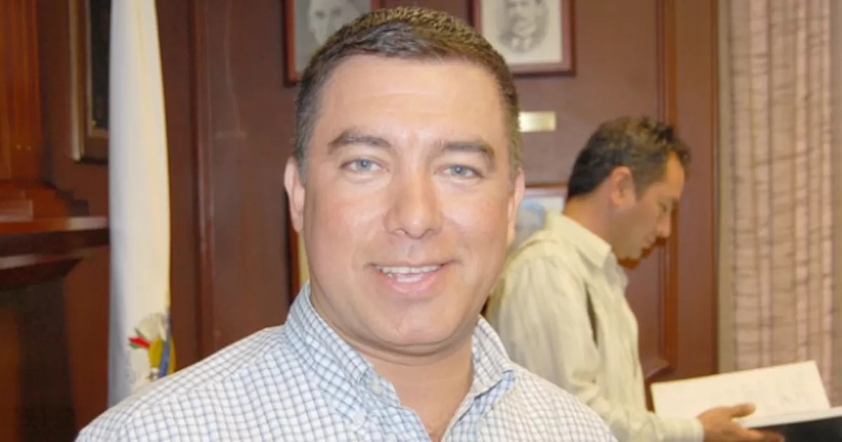 Me voy tranquilo porque dejo un PRI unido: Raúl Vela Erhard