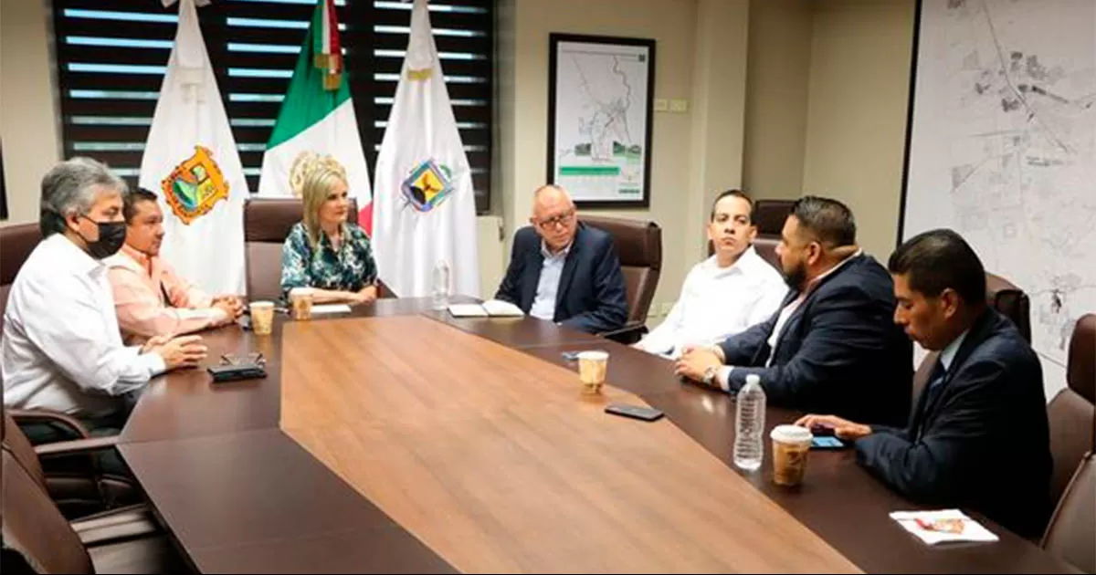 Alcaldesa se reúne con personal de los consulados de Guatemala y Honduras