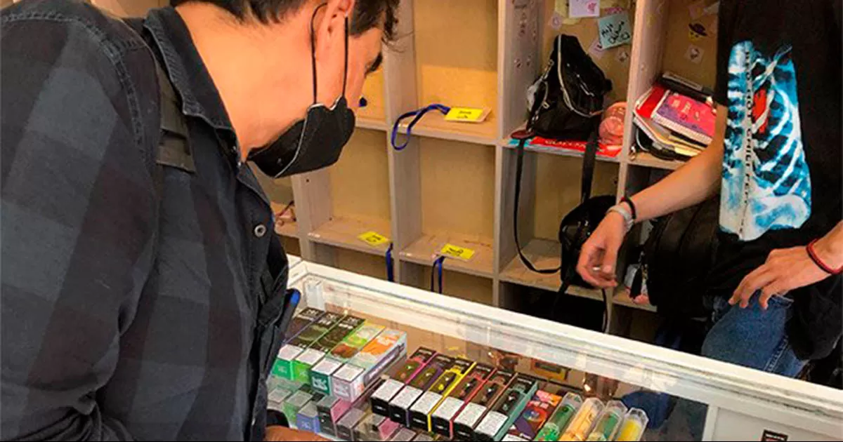 La SecretarÃ­a de Salud ha incautado alrededor de 9 mil vapeadores o cigarros electrÃ³nicos por ser daÃ±inos para la salud.