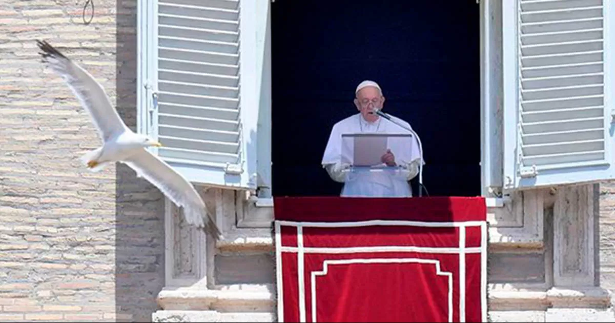 El Papa Francisco pide que no se olvide al pueblo ucraniano golpeado por la guerra