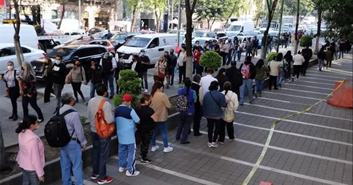 El presidente LÃ³pez Obrador dijo que solicitarÃ¡ a la titular del SAT, Raquel Buenrostro, que informe sobre el tema