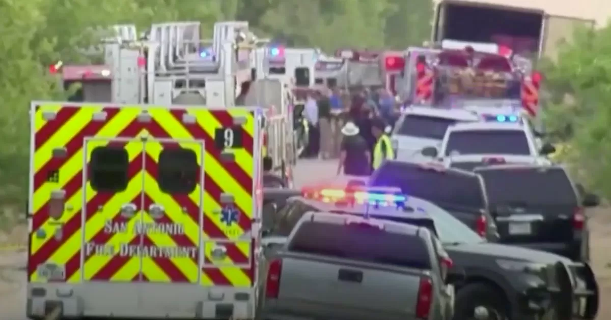 El secretario de Relaciones Exteriores de MÃ©xico, Marcelo Ebrard, informÃ³ la maÃ±ana del martes que entre las vÃ­ctimas hay 22 mexicanos, siete guatemaltecos y dos hondureÃ±os. "Los demÃ¡s estÃ¡n por ser identificados aÃºn", sostuvo.