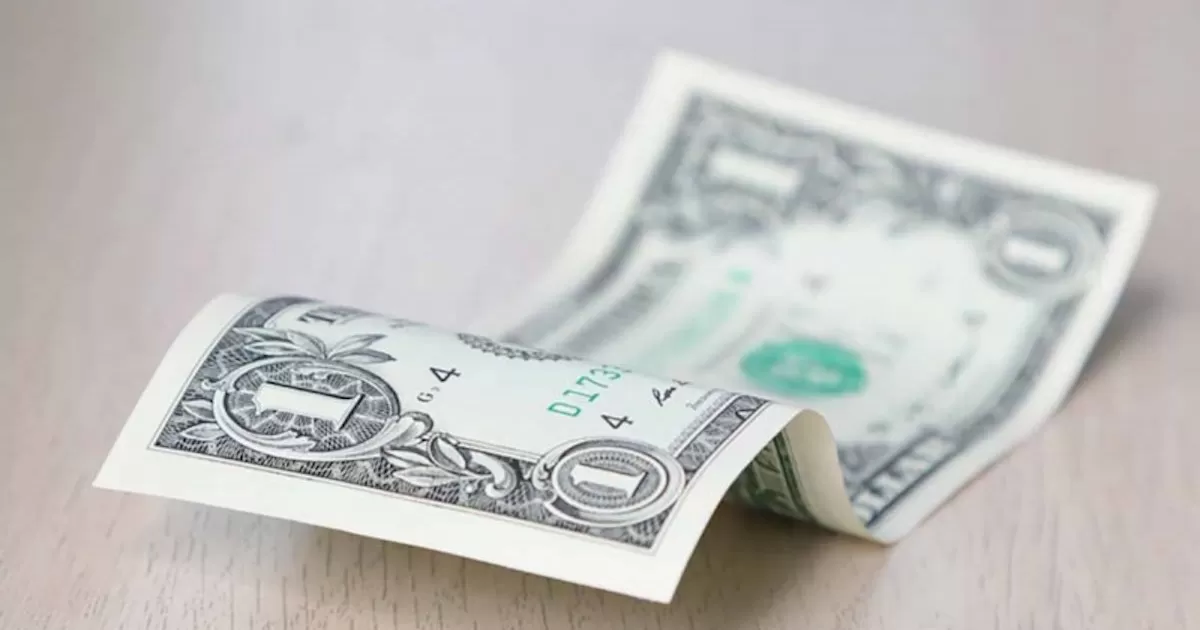 El dÃ³lar anda por arriba de los $20.08, aunqueâ€¦ el peso reporta ganancia del 0.20%