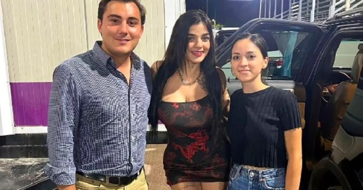 â€œMe quiero unir al llamado de mi amigo Manuel Guerra Cavazos ya que mi gente de GarcÃ­a lleva 15 dÃ­as sin agua, pero me comprometo a apoyarlos con 500 botes de 10 litros de agua purificada", comentÃ³ la influencer