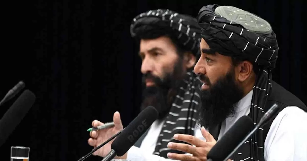 Tras su regreso al poder despuÃ©s de 20 aÃ±os de guerrilla contra el gobierno electo y las tropas extranjeras, los talibanes prometieron ser mÃ¡s flexibles en cuanto a los derechos de las mujeres, pero rÃ¡pidamente incumplieron sus promesas