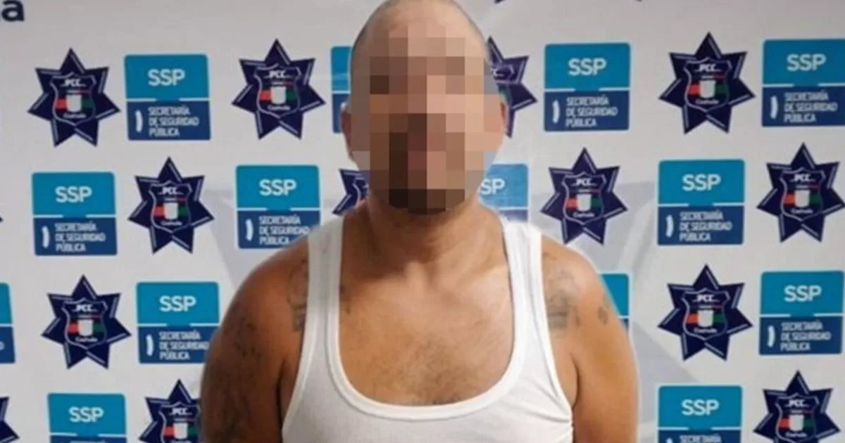 El sospechoso traÃ­a una pequeÃ±a caja de cartÃ³n en color blanco con la leyenda Sildenafil, donde traÃ­a escondidos las 21 bolsitas de plÃ¡stico con piedra cristalina y semi granulado con las caracterÃ­sticas similares al cristal.