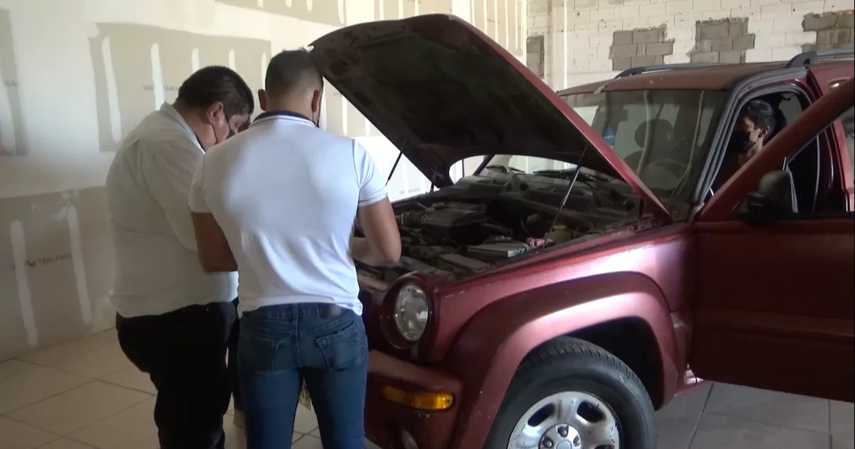 Recaudación de Rentas cuenta con capacidad para atender demanda de plaqueo