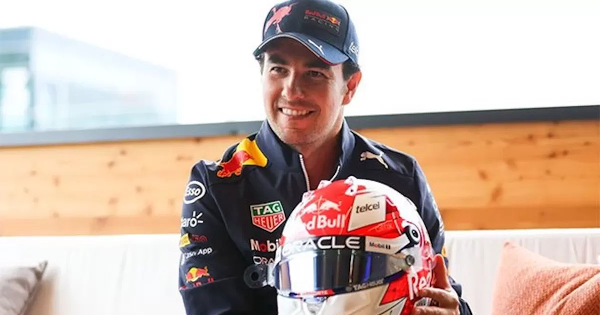Checo Pérez revela el casco que usará para el GP de Austria, en la casa de Red Bull