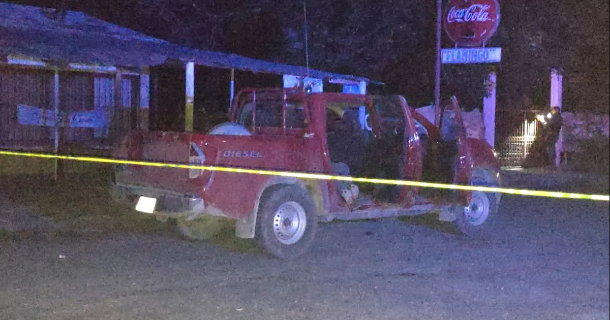 Un menor de 14 aÃ±os falleciÃ³ cuando era trasladado para recibir atenciÃ³n mÃ©dica luego de haber sufrido lesiones graves al caer de un caballo.