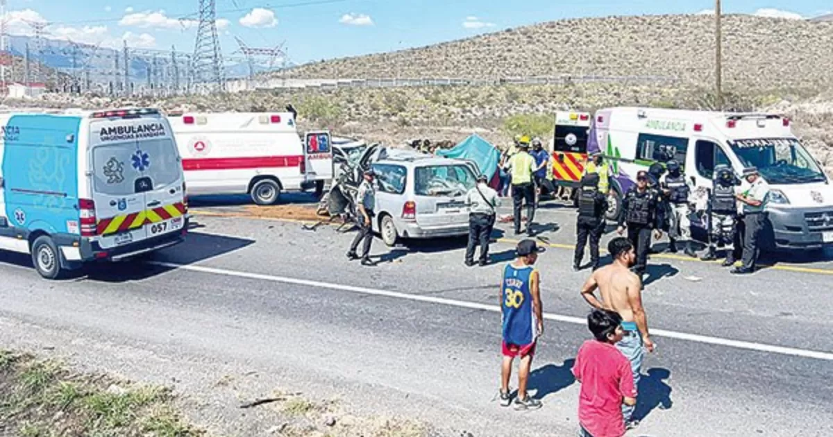 Identifican a la dueÃ±a de la camioneta â€˜Uberâ€™ como Iveth; exigen que responda.
