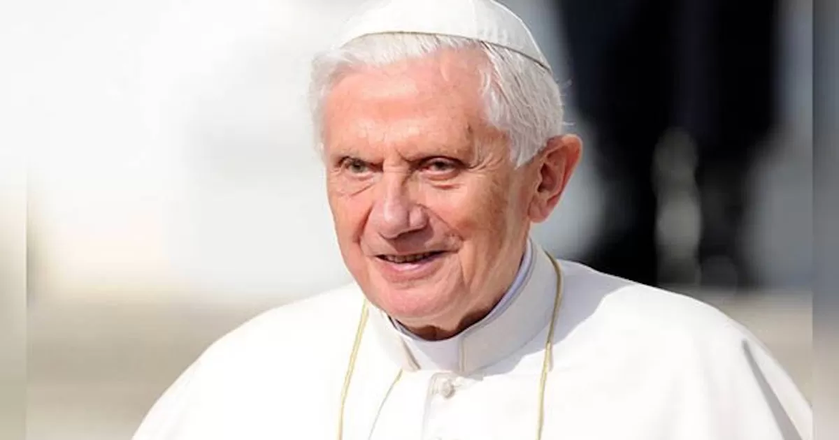 A travÃ©s de redes sociales, una cuenta de Twitter @BischofBatzing y de nombre Georg BÃ¤tzing, que aseguraba ser el presidente de la Conferencia Episcopal alemana y Obispo de Limburgo, reportÃ³ este lunes 11 de julio que habÃ­a muerto a los 95 aÃ±os Benedicto XVI, Papa EmÃ©rito de la Iglesia CatÃ³lica.