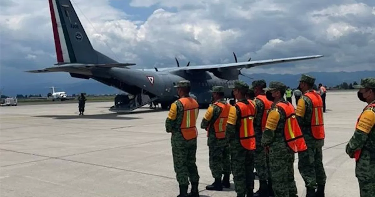 DespuÃ©s de las 14:23 horas las carrozas fÃºnebres salieron de la terminal aÃ©rea y aÃºn no se dan sus nombres ni de quÃ© estados son