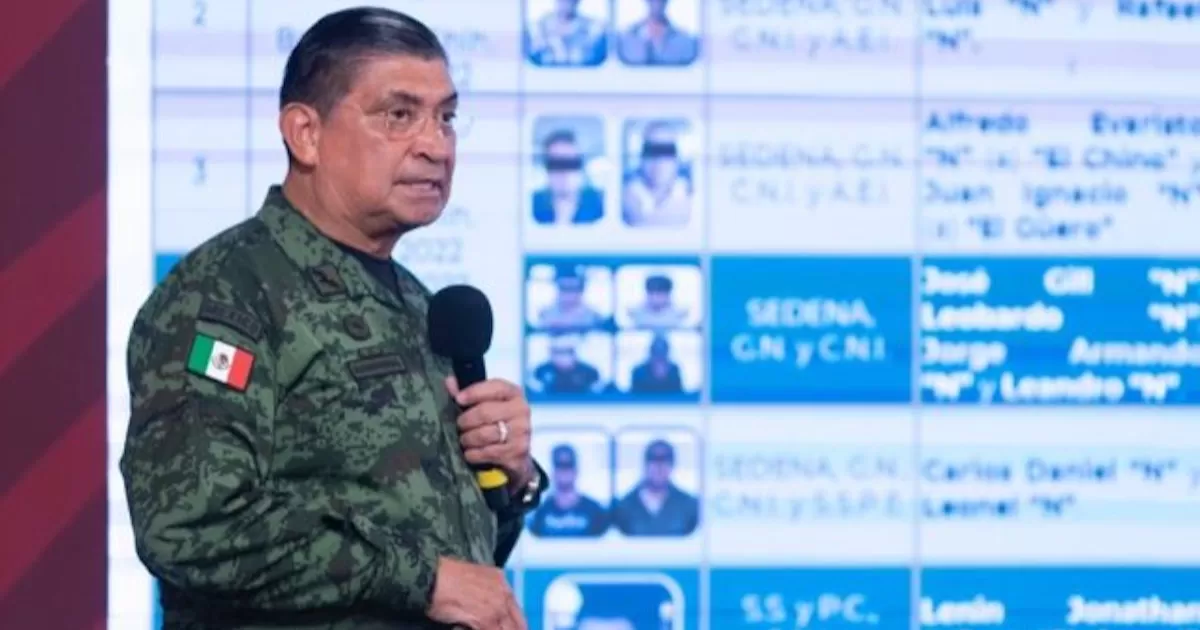 Para atender la crisis de agua en Nuevo LeÃ³n, Sedena enviarÃ¡ 14 cisternas y el bombardeo de nubes lo cual propiciÃ³ lluvias en 6 municipios.