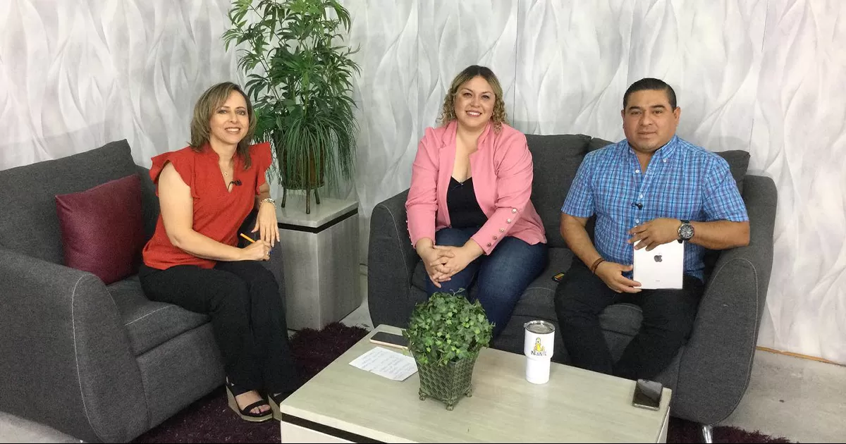 Conducido por Emanuel Infante y Claudia SÃ¡nchez