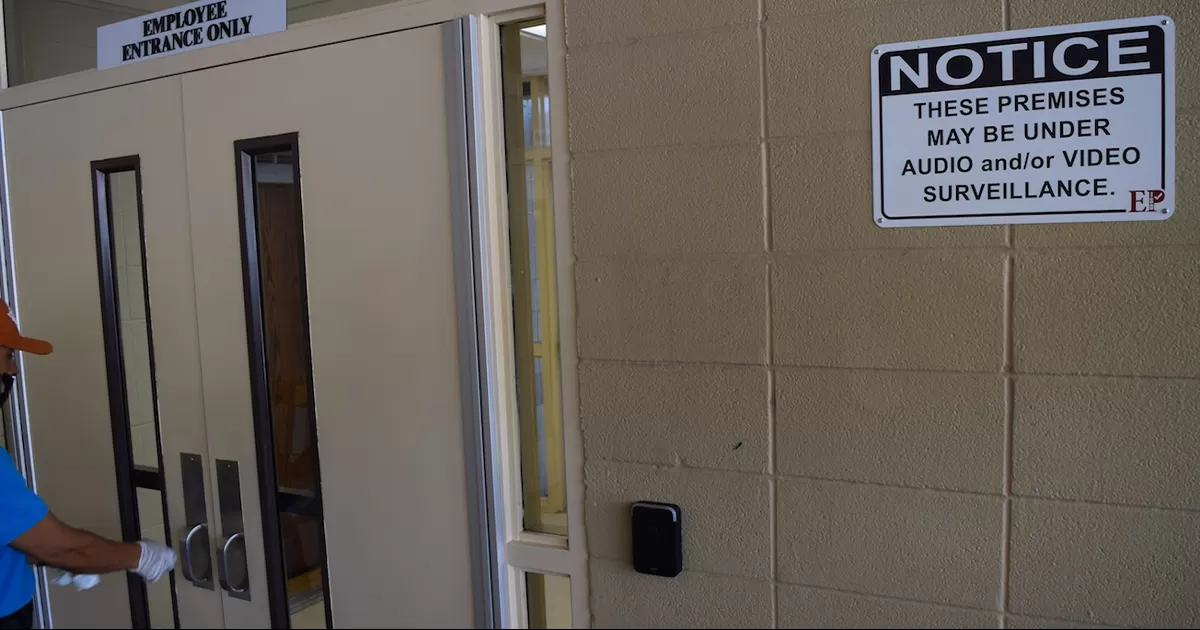 Tendrán escuelas sistema de seguridad electrónicos