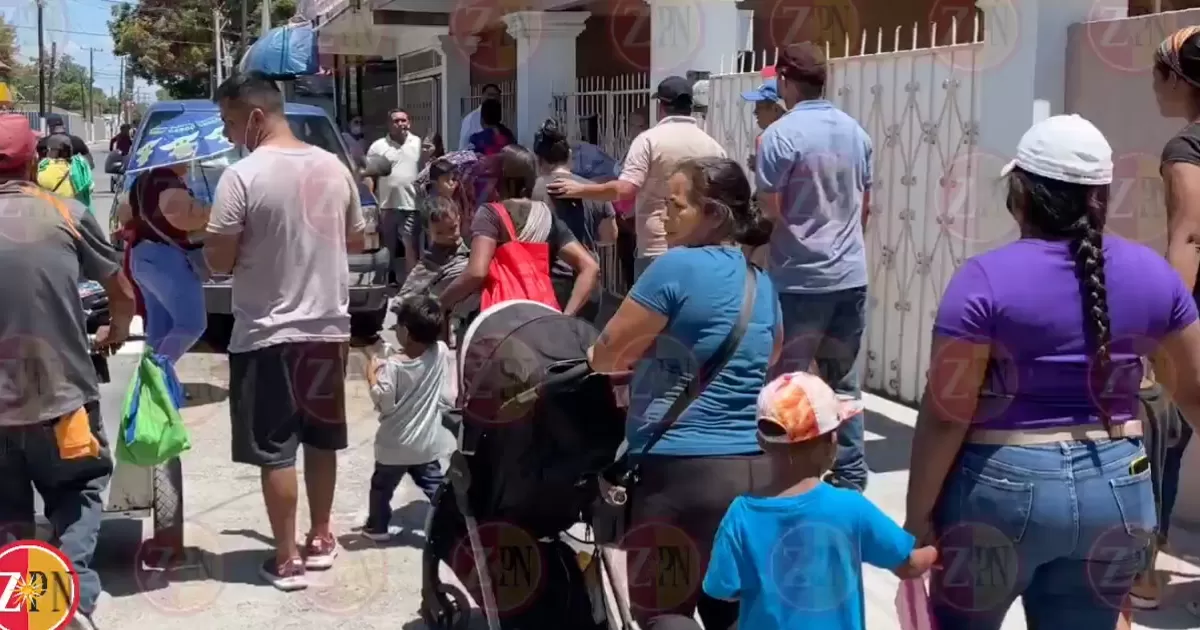 El retiro se realizÃ³ de manera pacÃ­fica luego de que los migrantes ya habÃ­an recibido la comida que a diario reparte el albergue. Ninguno fue detenido.