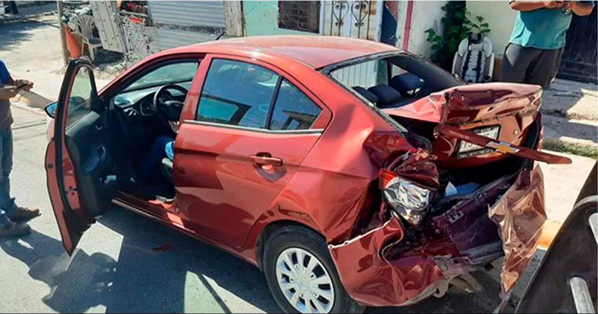 Como los daÃ±os fueron cuantiosos de la unidad afectada, el responsable quedÃ³ detenido.