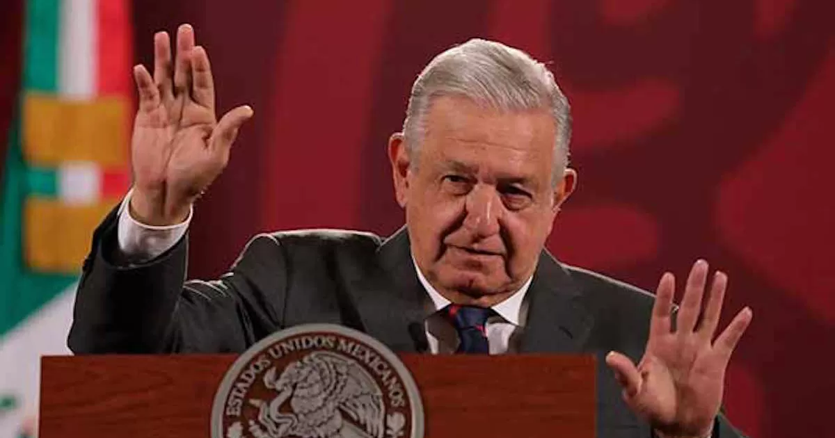 Amaga AMLO con nueva reforma a Ley de Austeridad para que funcionarios no ganen más que el presidente