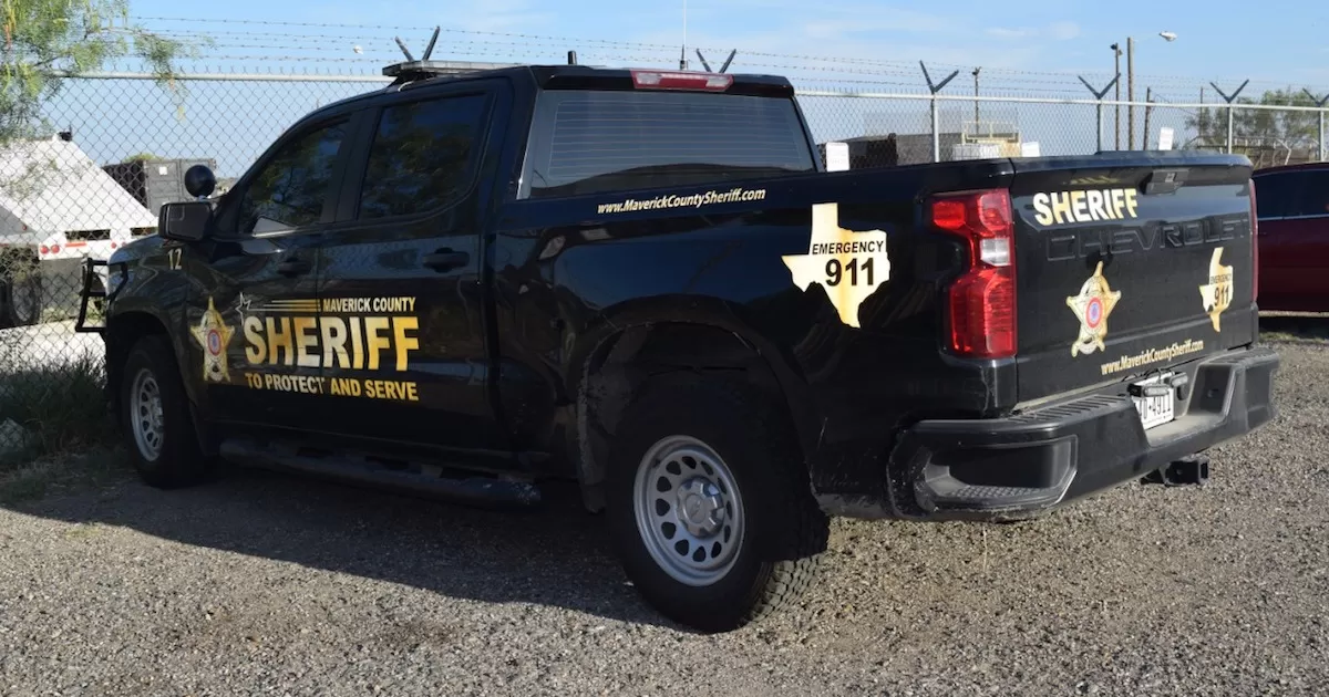 Joven mujer puñala a ex novio y termina arrestada en Eagle Pass