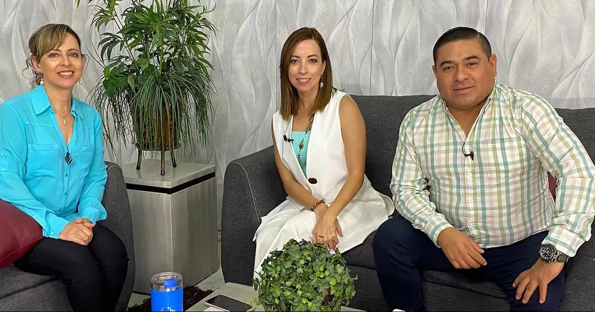 Conducido por Emanuel Infante y Claudia SÃ¡nchez