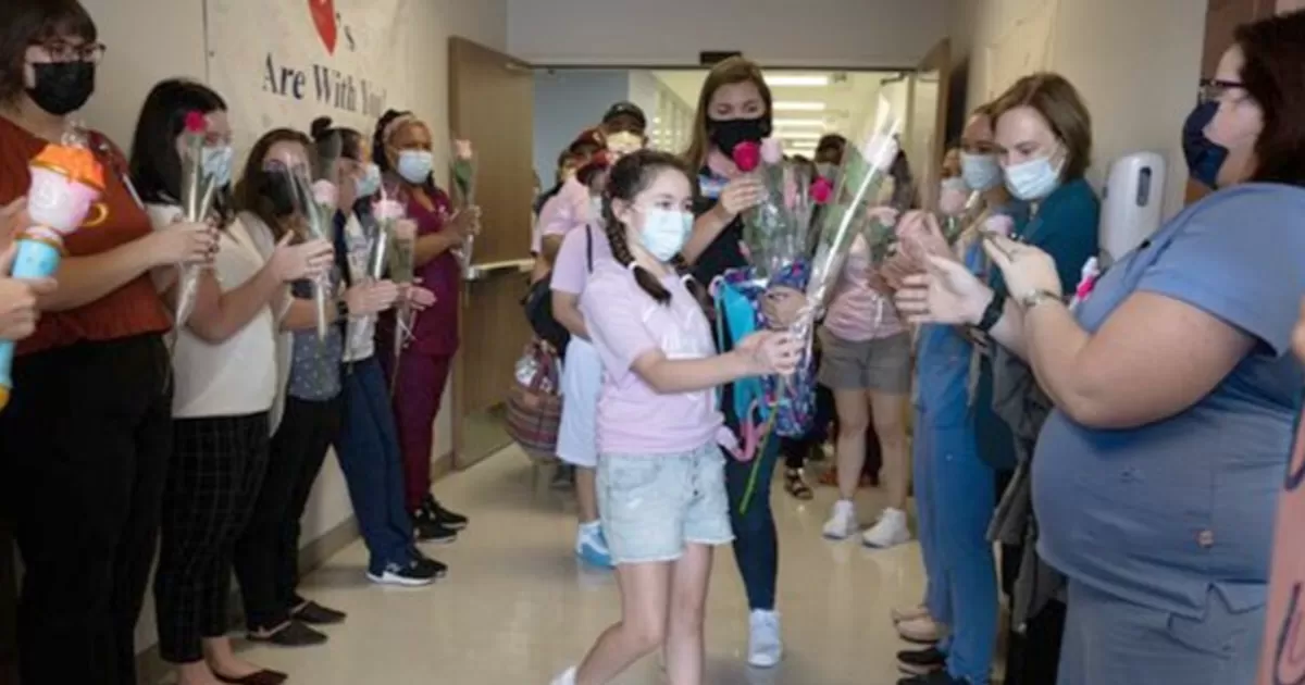 Deja hospital última niña herida de la escuela Robb en Uvalde, Texas
