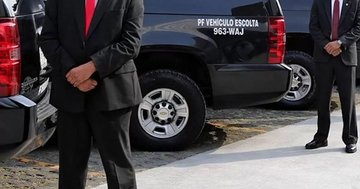 TrascendiÃ³ que el elemento fallecido serÃ­a escolta de Mariana RodrÃ­guez, pero hasta el momento la versiÃ³n no ha sido confirmada por las autoridades.