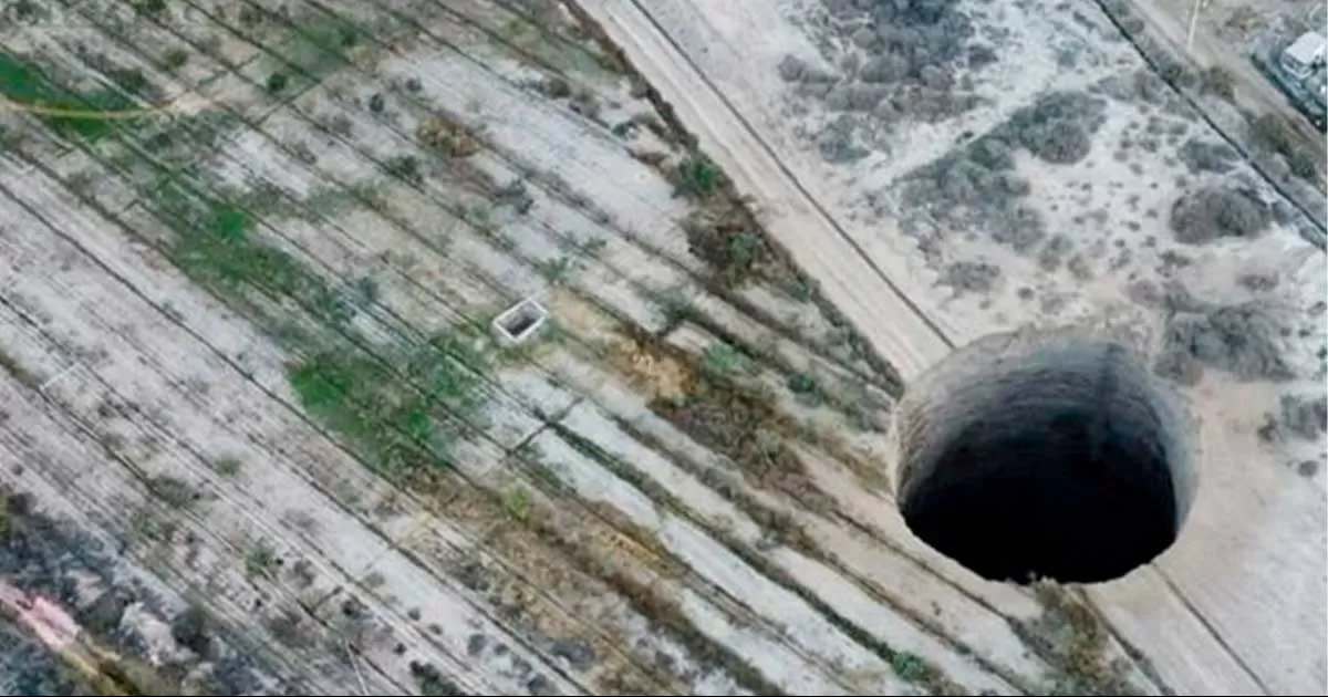 El socavÃ³n tiene un diÃ¡metro de 25 metros y se revelÃ³ que hubo cierres en los accesos de la mina.