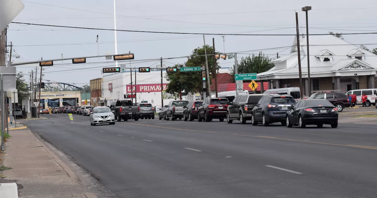 El cruce de camiones, asÃ­ como el de peatones tambiÃ©n incrementÃ³