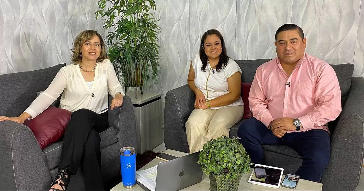 Conducido por Emanuel Infante y Claudia SÃ¡nchez