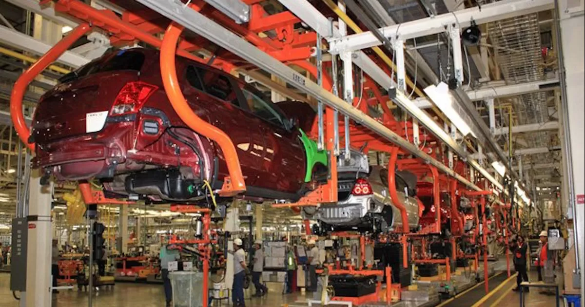 Inicia mañana GM contratación de 150; cuenta SETRA con módulo permanente